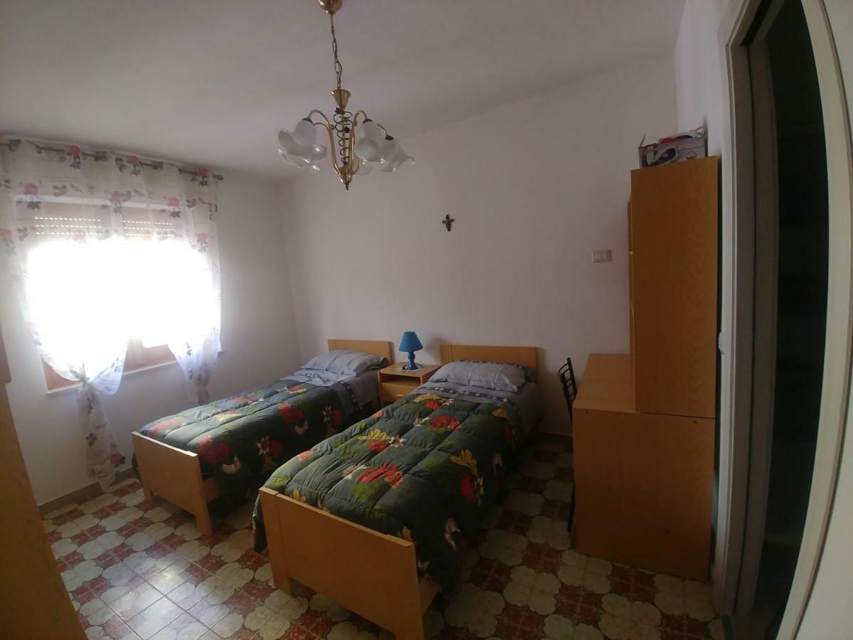 La Casa Di Angelo Hotel Bosa Eksteriør billede